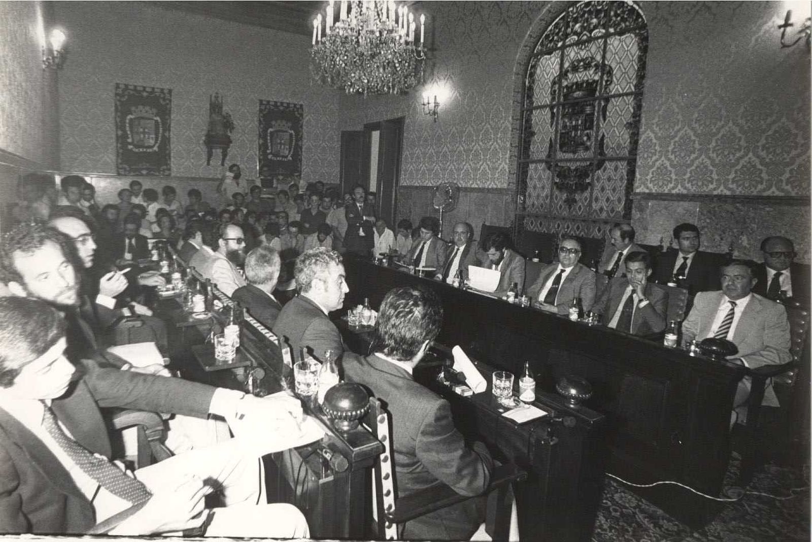 Pleno de la Junta de Andalucía celebrado en Almería el 8 de octubre de 1979 en el que se aprobó la fecha del 28 de febrero de 1980 para el referéndum de autonomía.