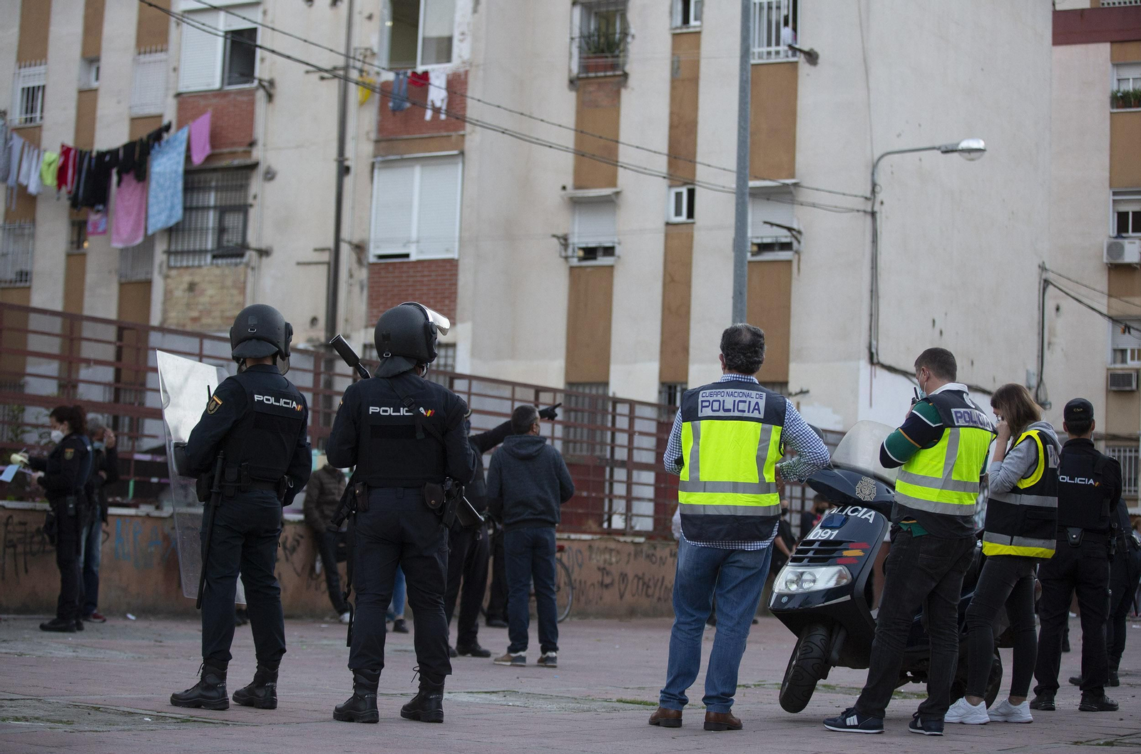 La redada de la Policía Nacional en el Polígono Norte de Sevilla, en imágenes