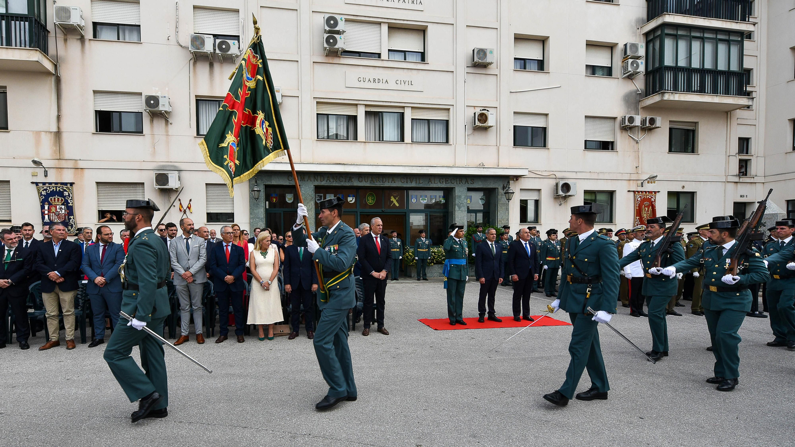 Fotos del acto por el 179 aniversario de la creación de la Guardia Civil en la Comandancia de Algeciras