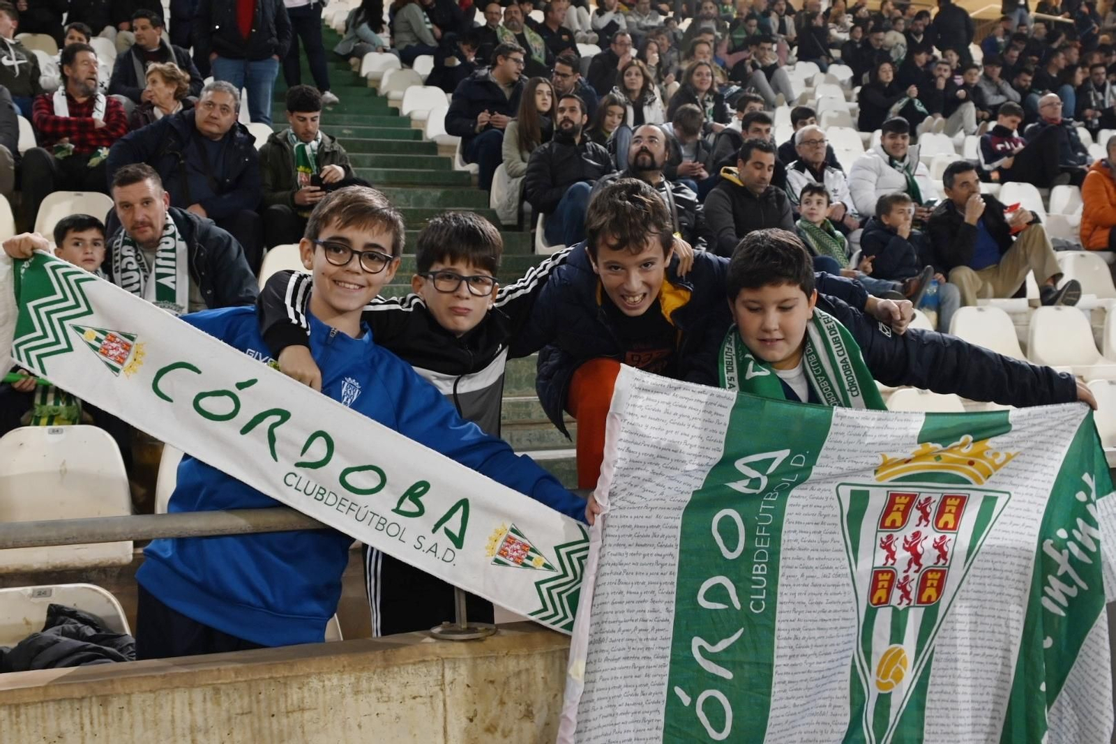 Las mejores fotos del gran ambiente en El Arcángel para el Córdoba CF - CD Castellón
