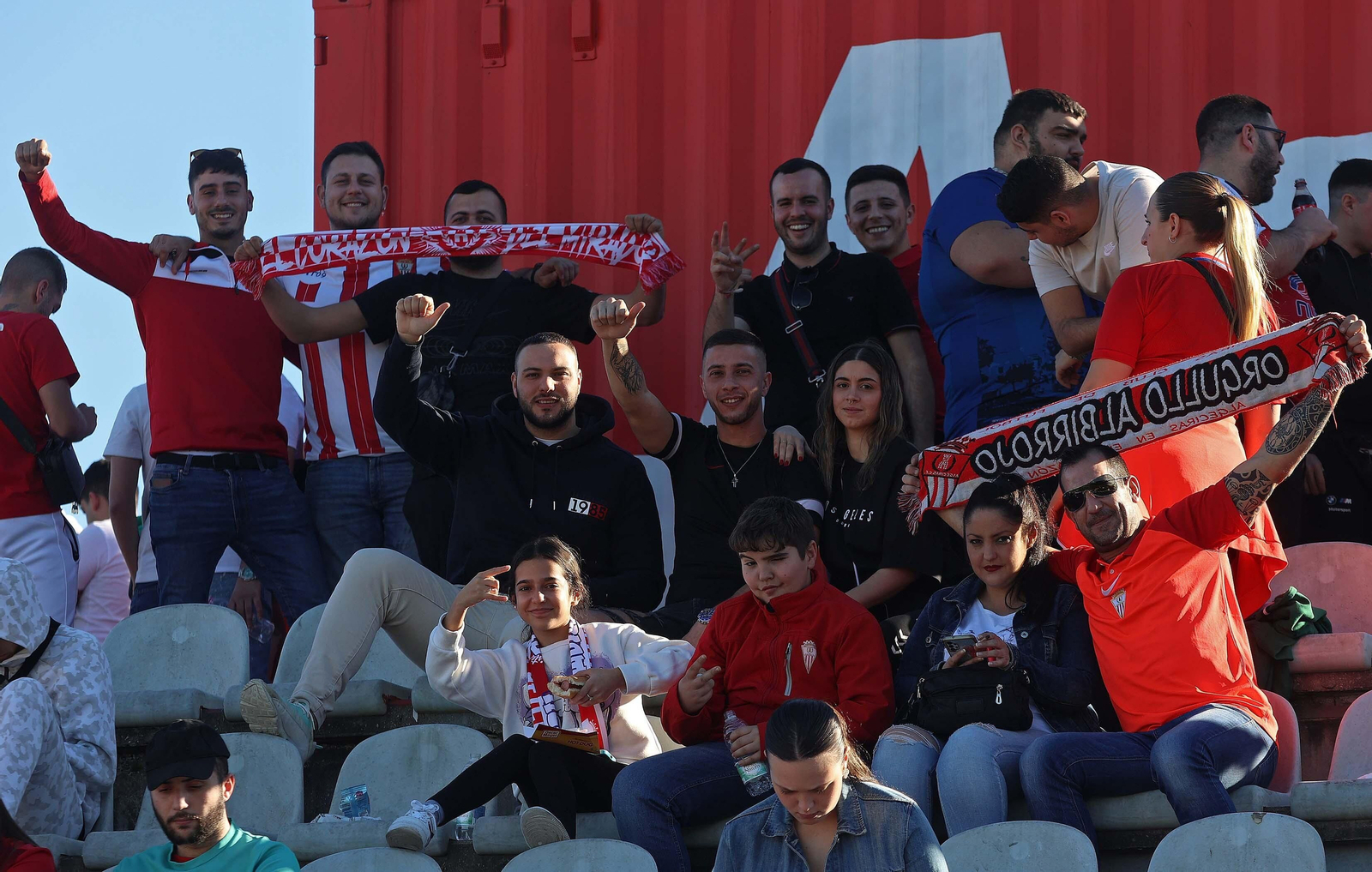 Búscate en el Nuevo Mirador durante el Algeciras - Real Madrid Castilla de Primera Federación