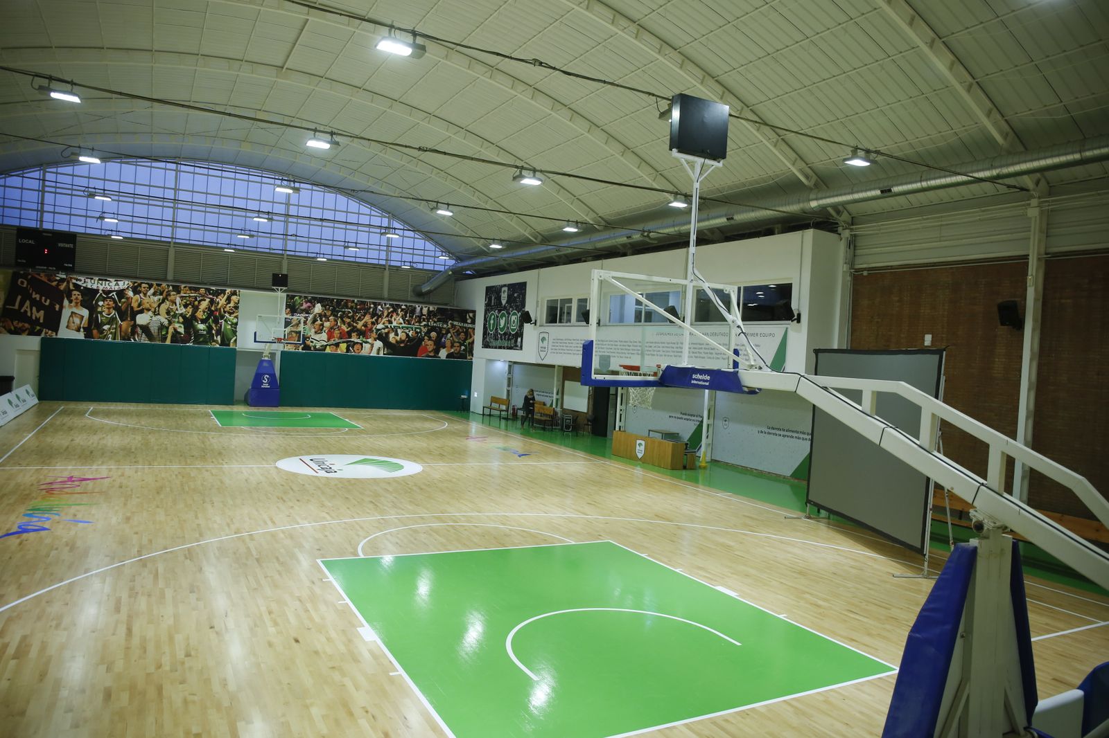 Una imagen de Los Guindos.