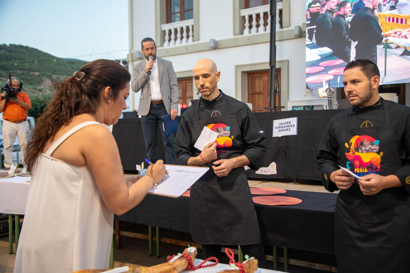 Concurso de cortadores de jamón en Serón, en imágenes