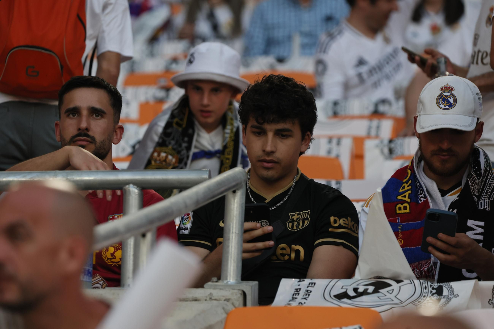 Búscate en las gradas de la final de la Copa del Rey 2025 en Sevilla