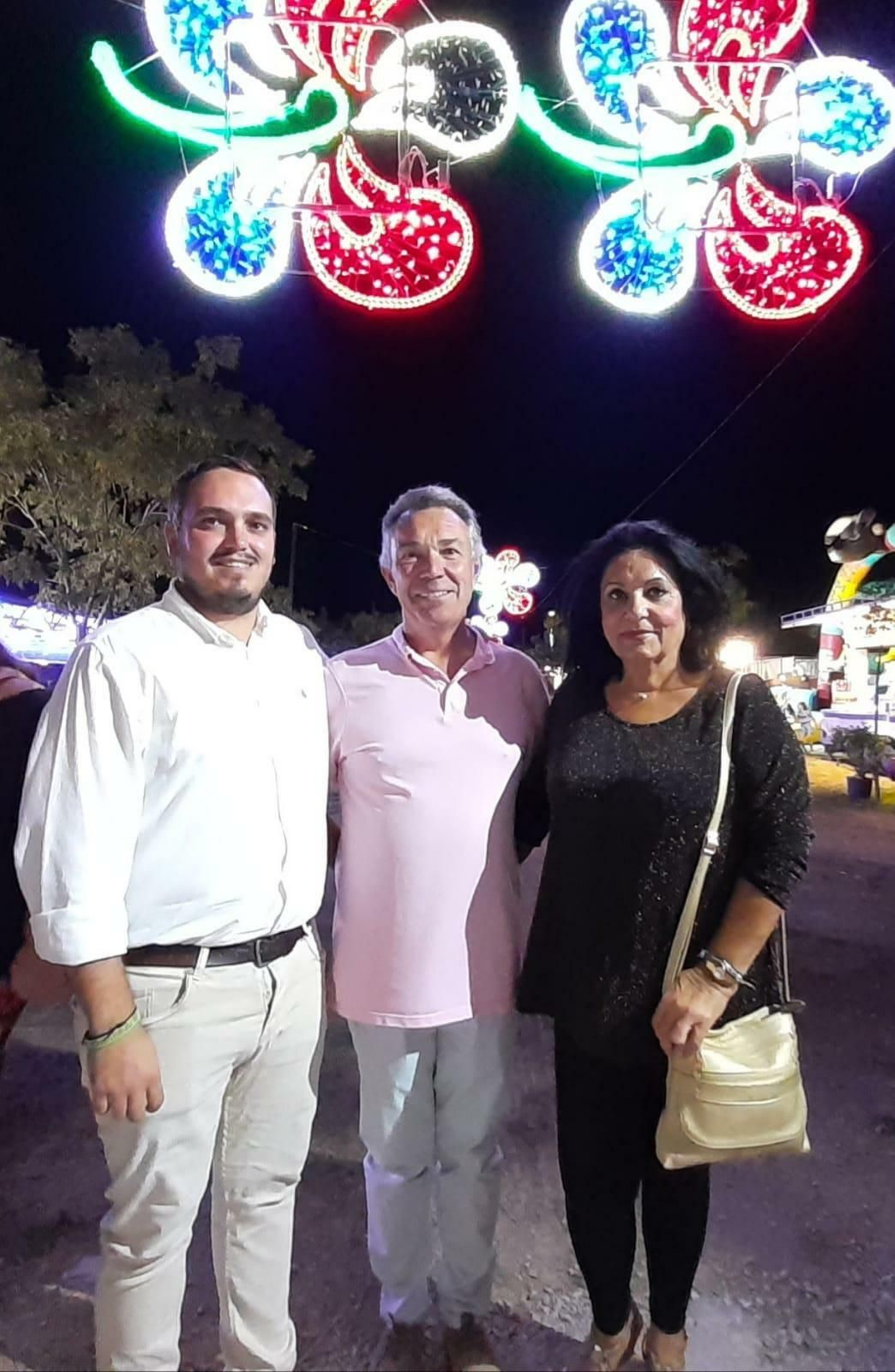 Jesús Alba, junto al delegado de alcaldía de Gibalbín, Rafael Pato, y la de Torremelgarejo, Concepción Martínez.