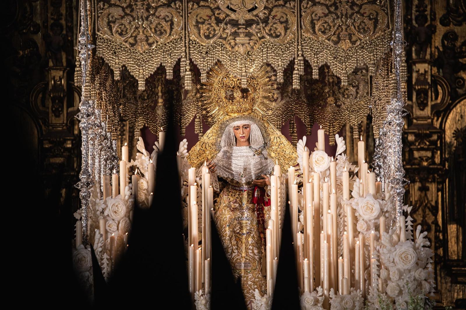 La Hermandad de la Esperanza de Triana en la Semana Santa de Sevilla 2025