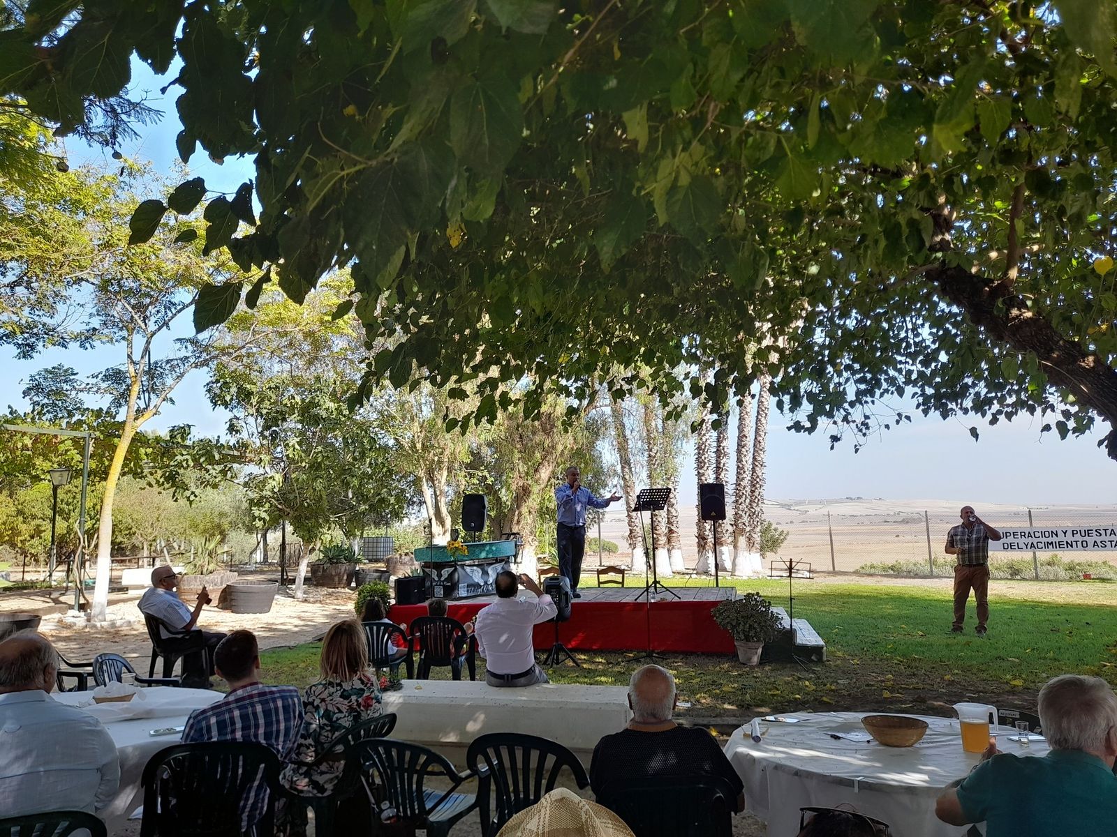 Gala Asta Regia amadrinada por María José Santiago