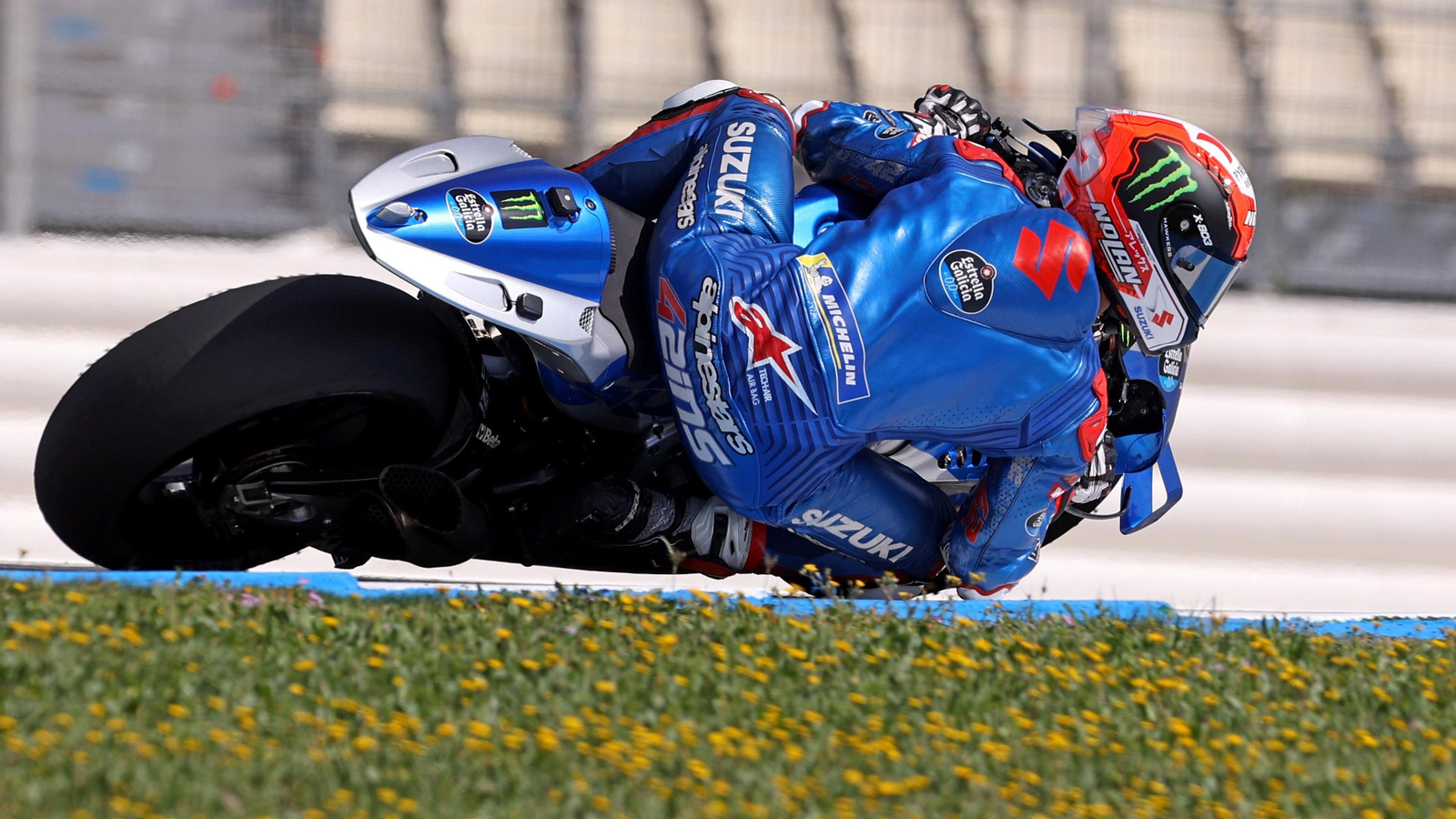 Álex Rins rodando este lunes en Jerez.