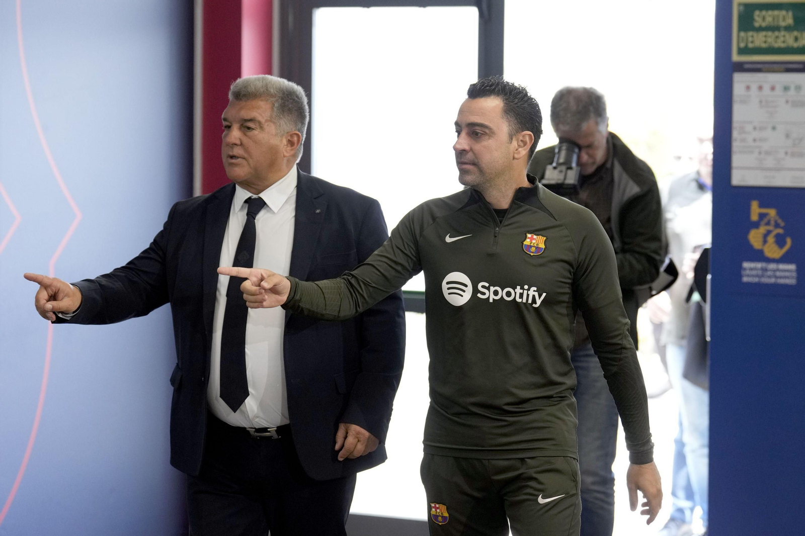 Joan Laporta y Xavi aparecen juntos en una imagen de archivo.