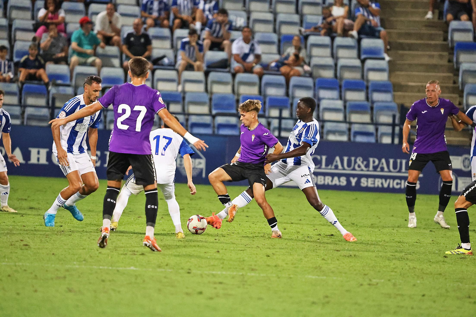 Las mejores imágenes del Trofeo Colombino entre el Recreativo de Huelva y el Córdoba CF