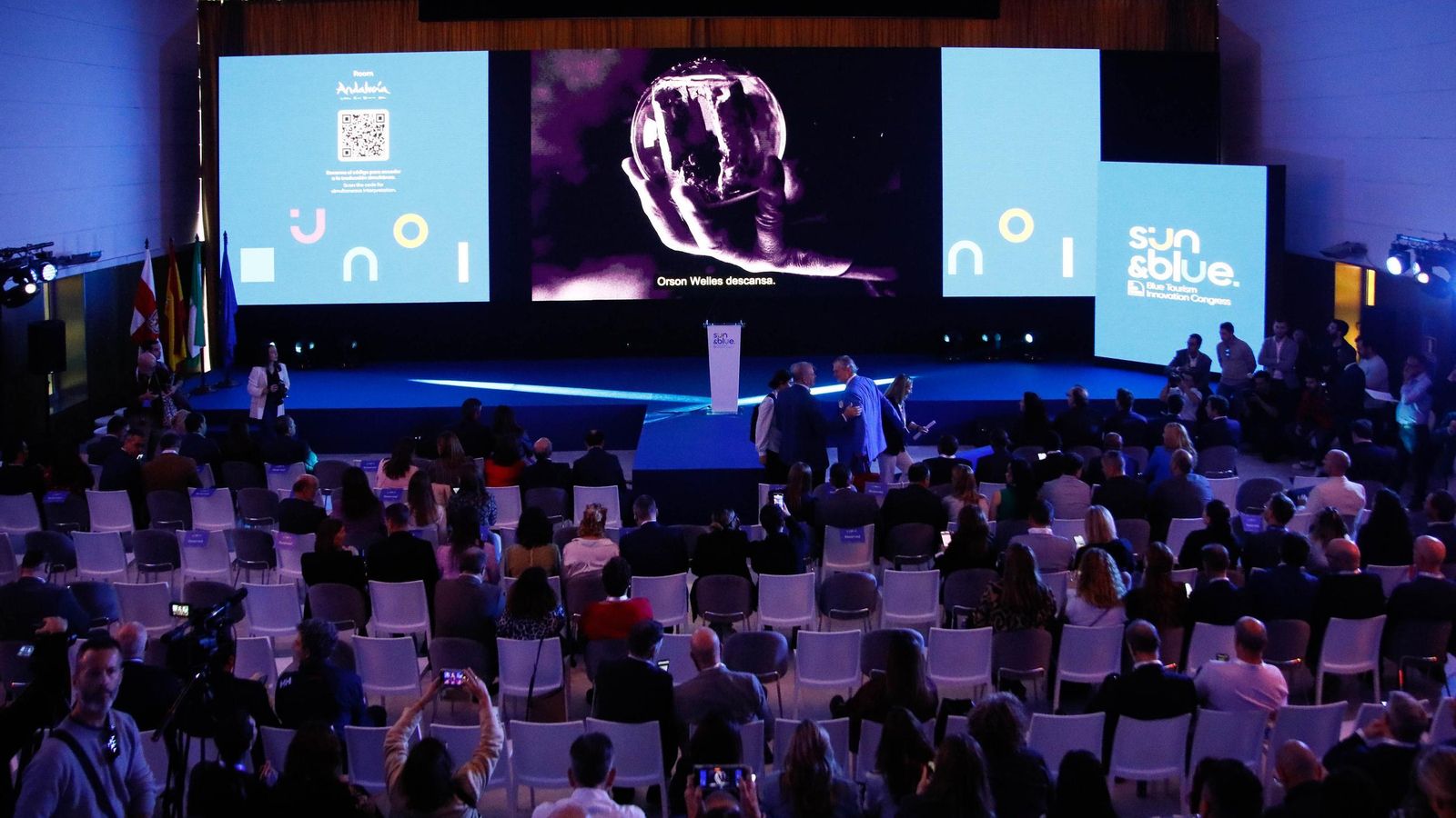 Un momento de la inauguración.