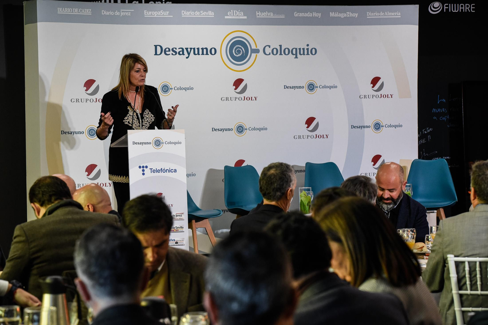 Imágenes del Desayuno Coloquio "Enomía azul, claves para el desarrollo sostenible" organizado por el Grupo Joly