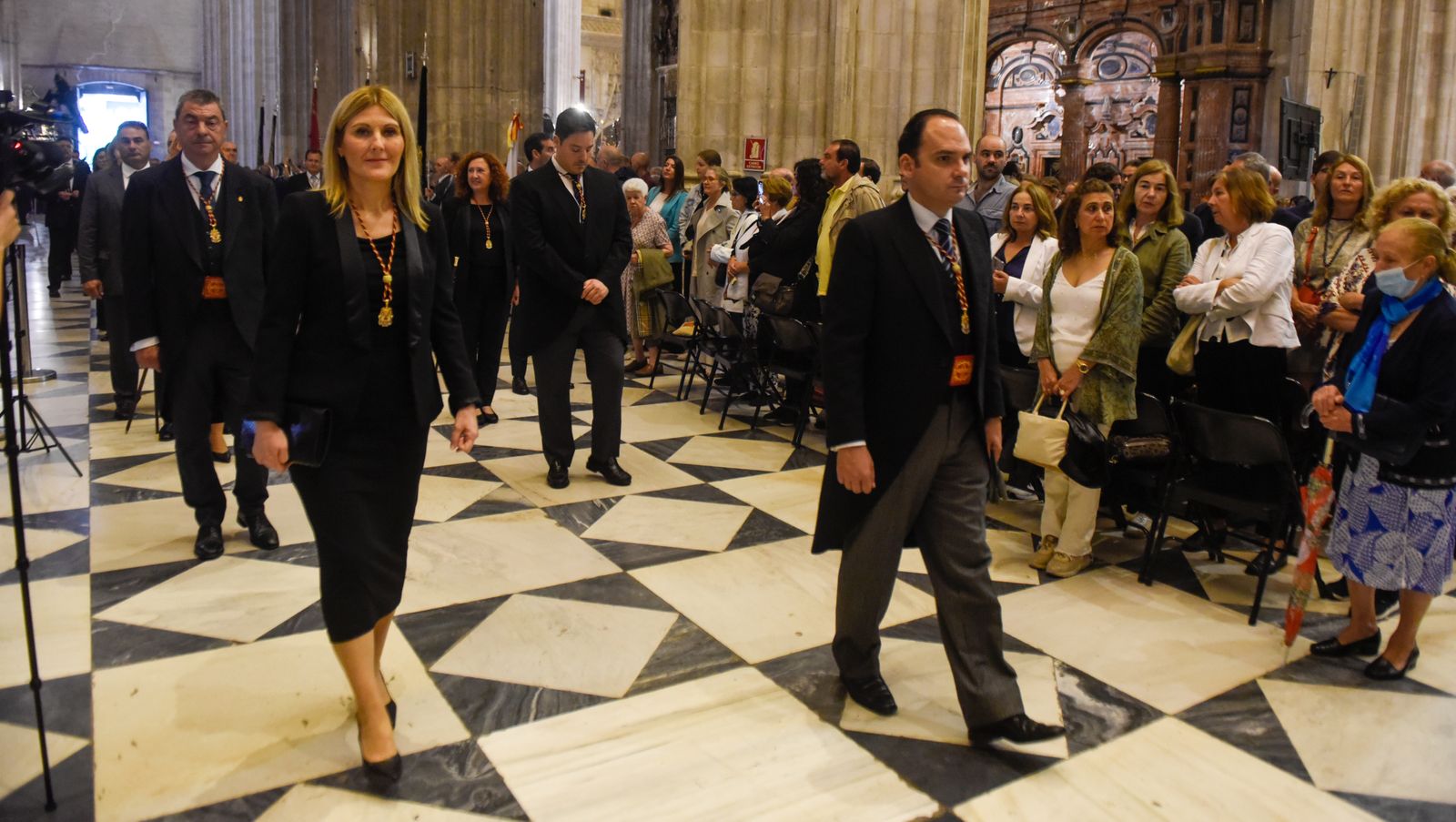 Las fotografías de un Corpus insólito en Sevilla