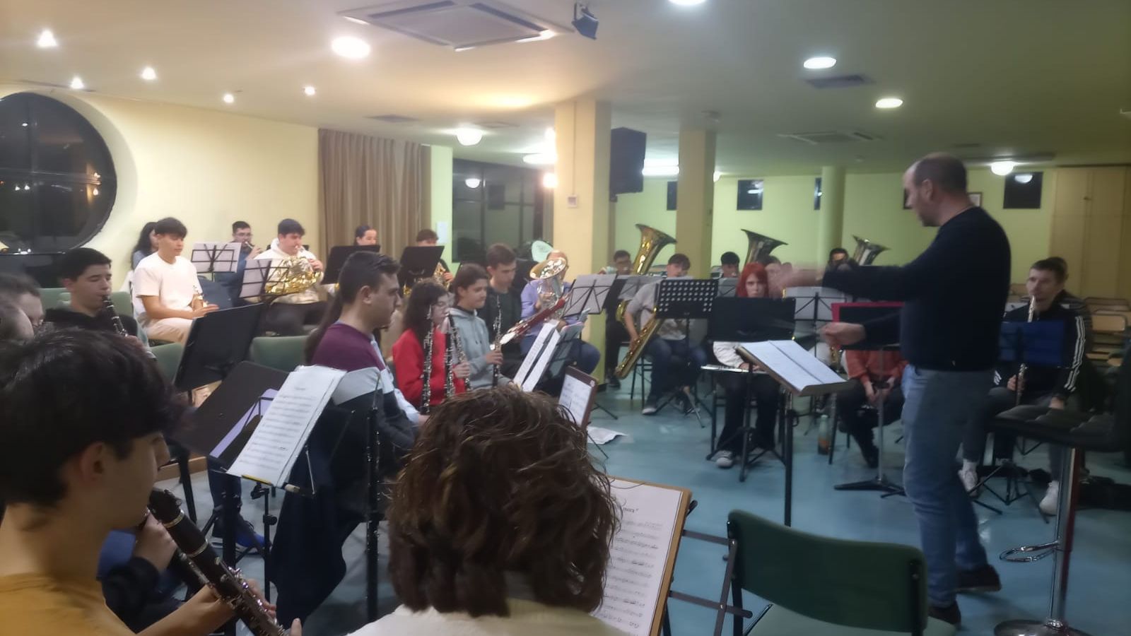 Alumnado en un ensayo parcial.