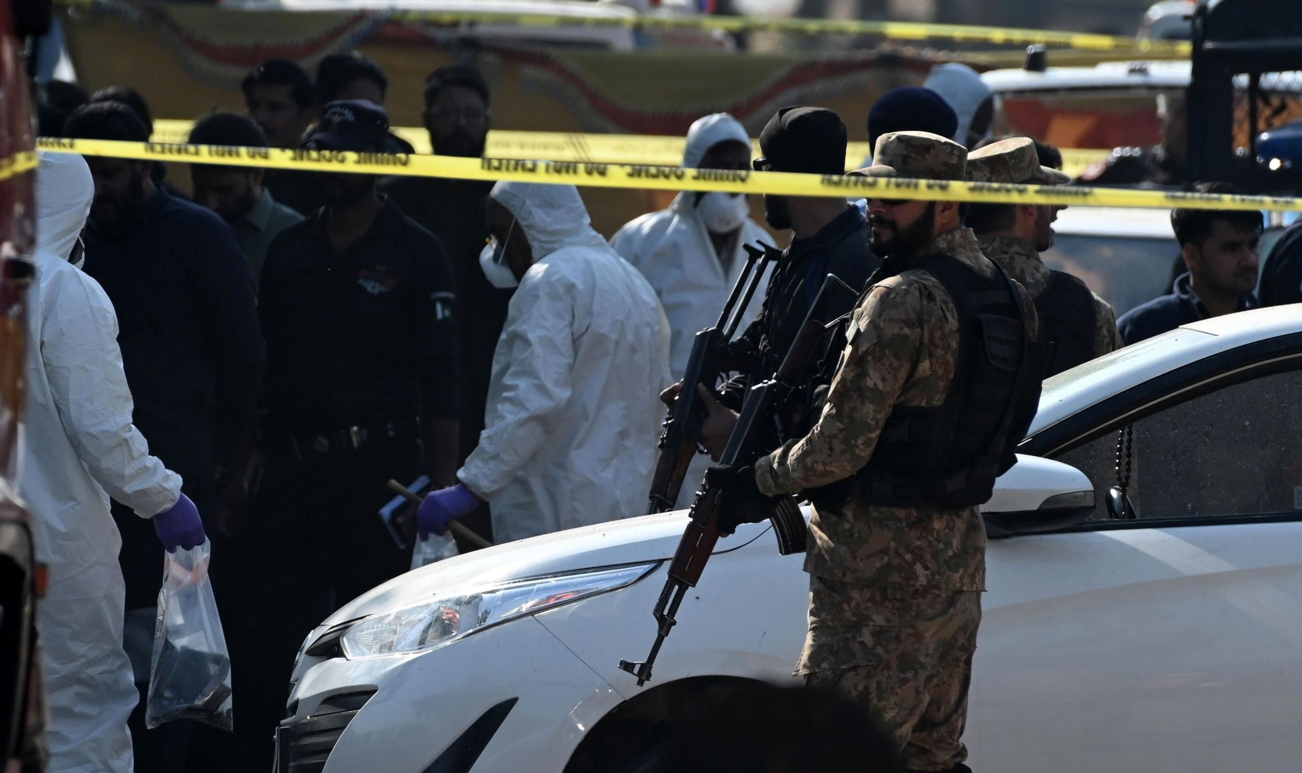 Un atentado suicida provoca al menos 12 muertos en Islamabad