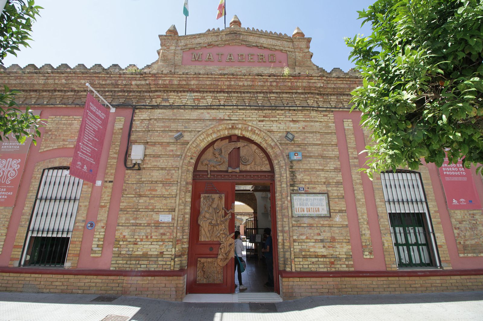 Escuela de Arte León Ortega de Huelva.