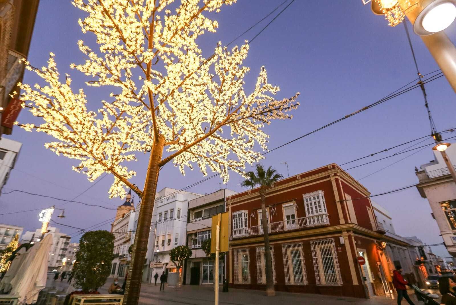 San Fernando muestra su cara más navideña durante el puente