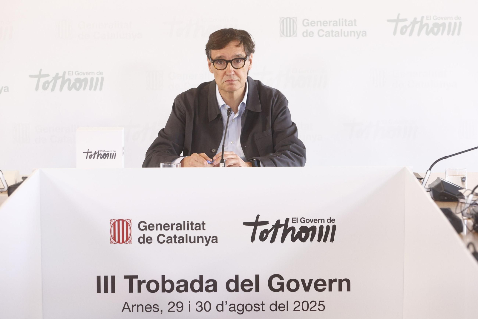 El presidente de la Generalitat, Salvador Illa, se reunirá este martes con Puigdemont en Bruselas.