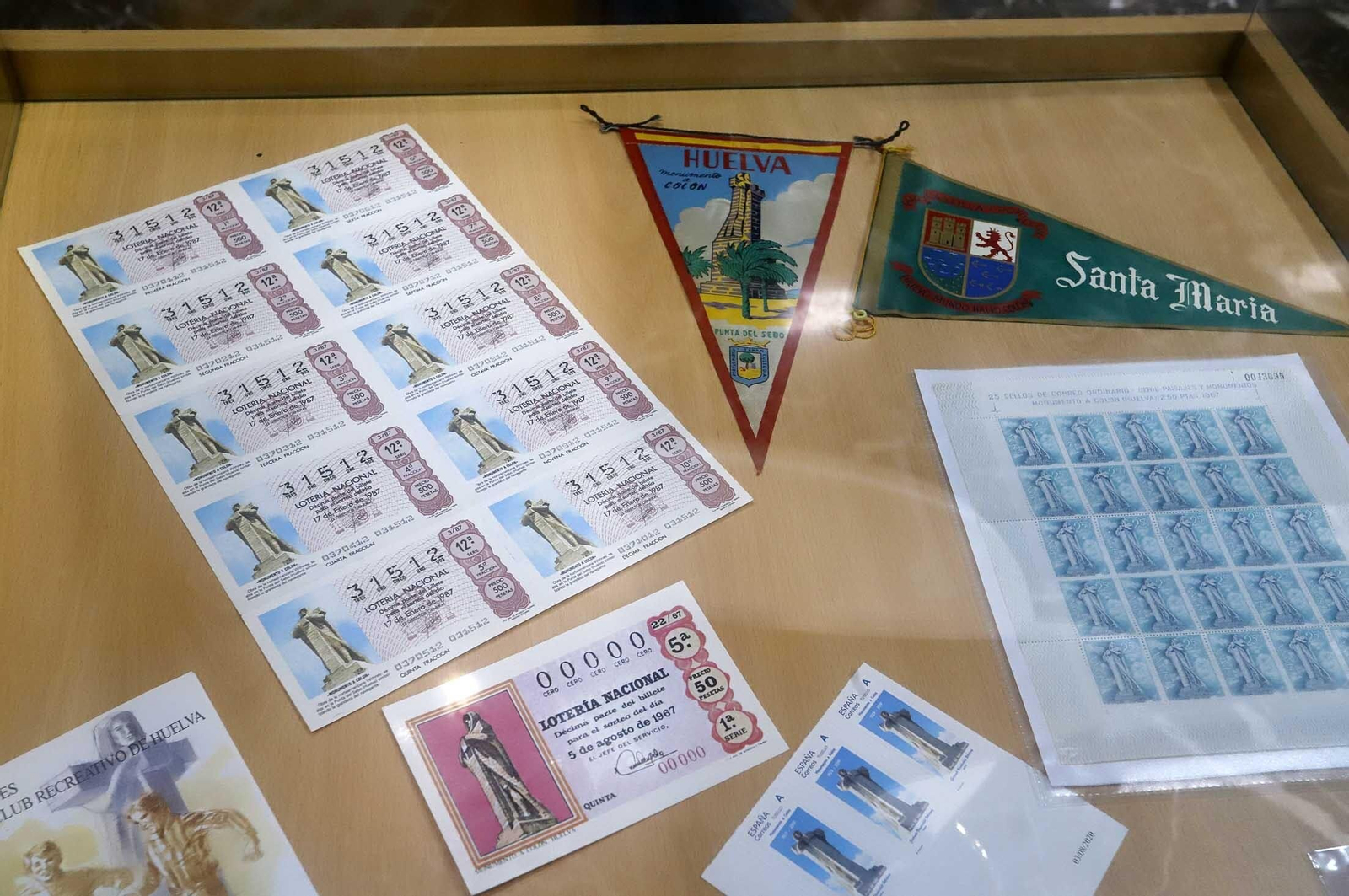 Imágenes de la inauguración de la exposición "Colón, Monumento a la amistad con los Pueblos de América"