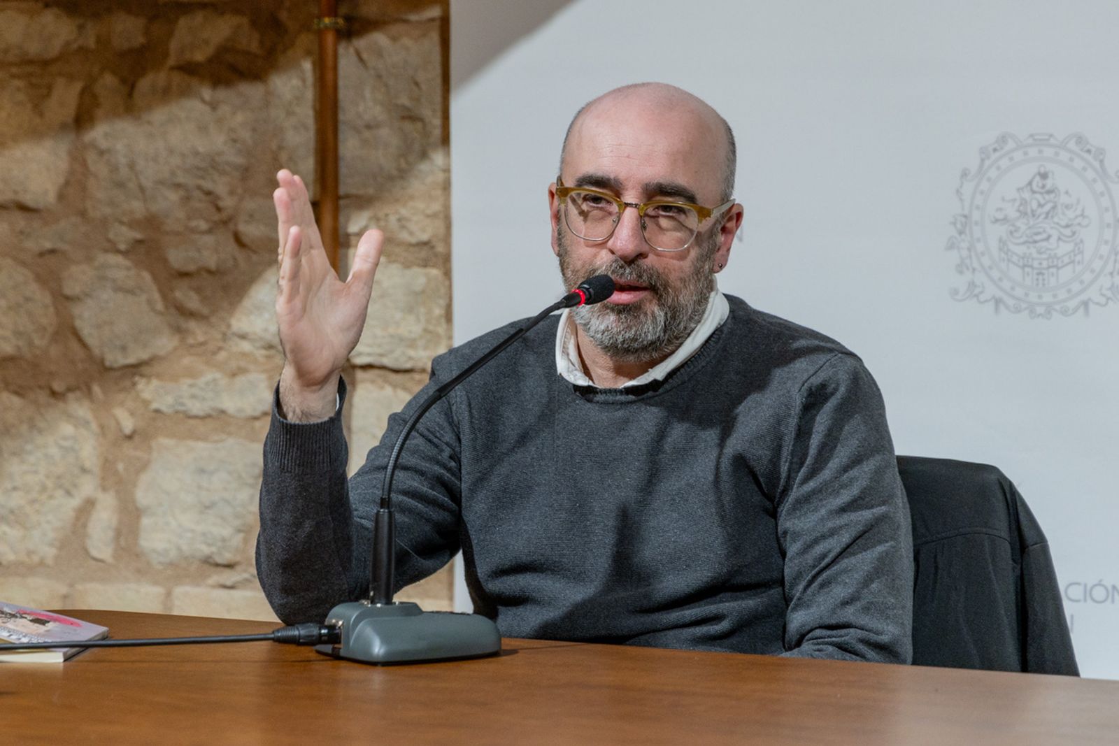 Presentación del libro 'Cuentos para un destierro digno' del autor jiennense Martín Paredes