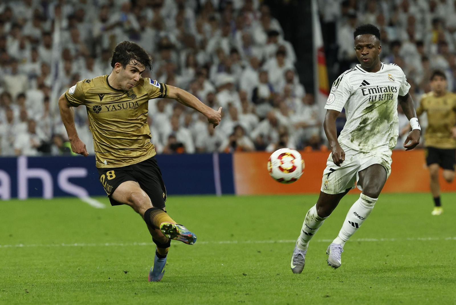 Las fotos del Real Madrid - Real Sociedad camino del Estadio de la Cartuja