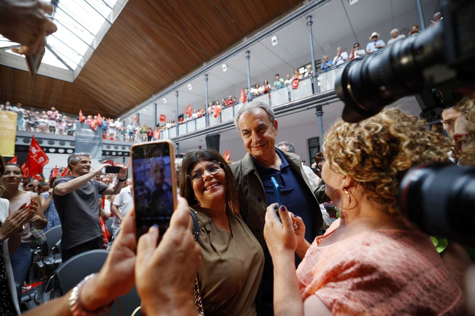 Imágenes del cierre de campaña del PSOE en Cádiz con Rodríguez Zapatero