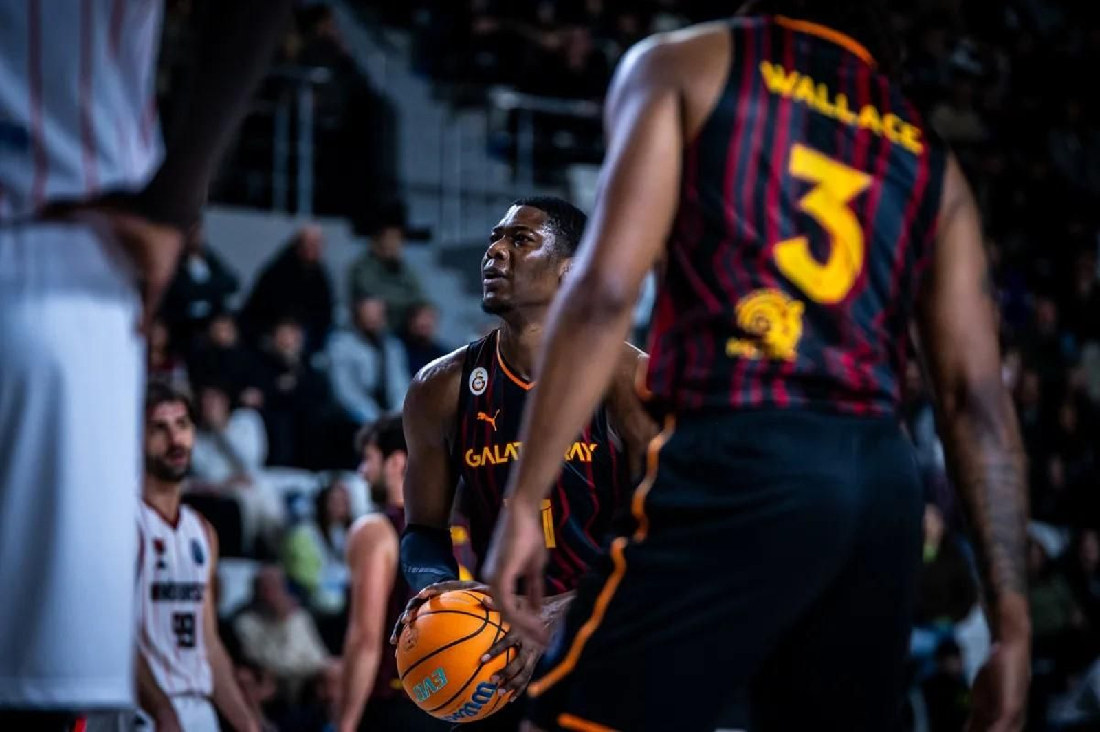BCL, rivales del Unicaja: El Galatasaray gana en la pista del Manisa (xx-xx)