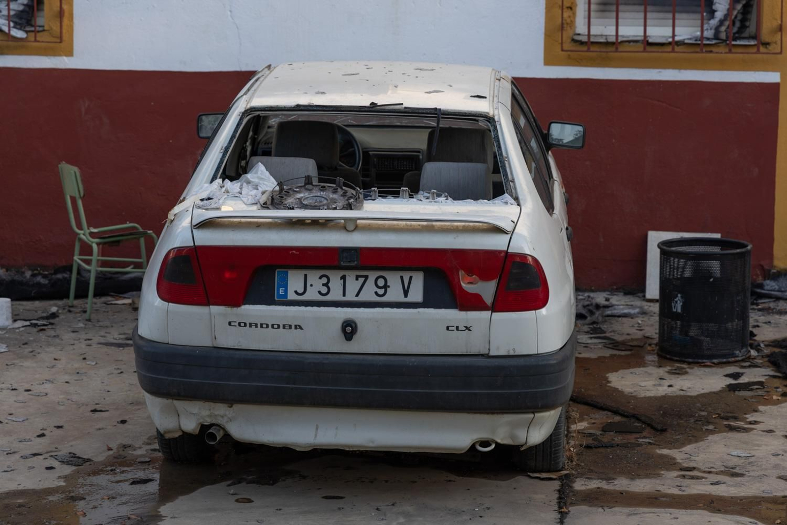 La SAFA  de Andújar arrasada por el fuego, en imágenes