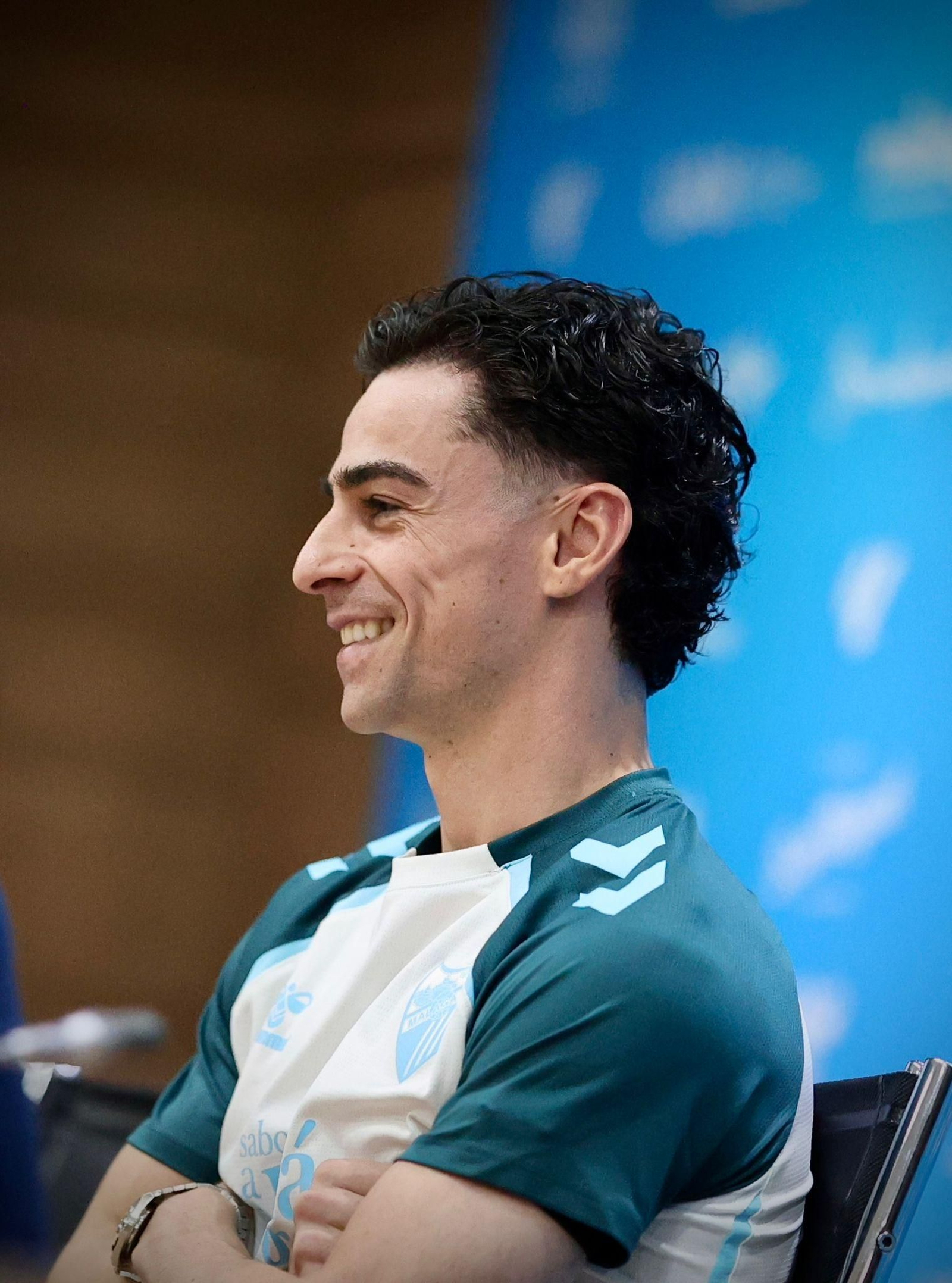 Las fotos de la presentación de Josué Dorrio con el Málaga CF