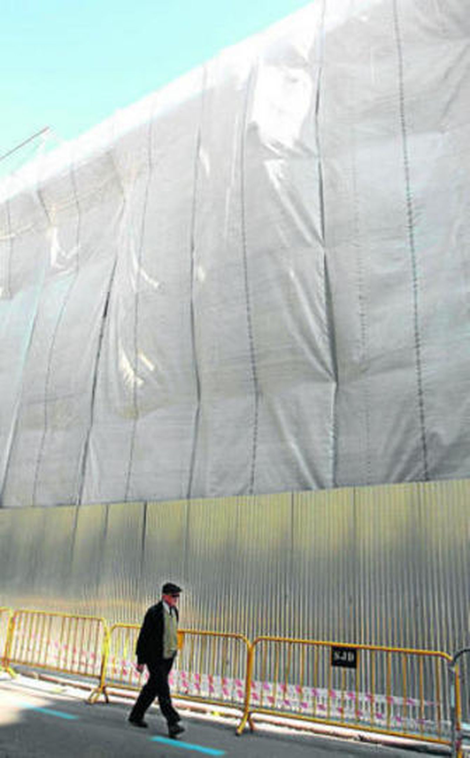 El estado actual de la fachada de la calle López Argüeta.