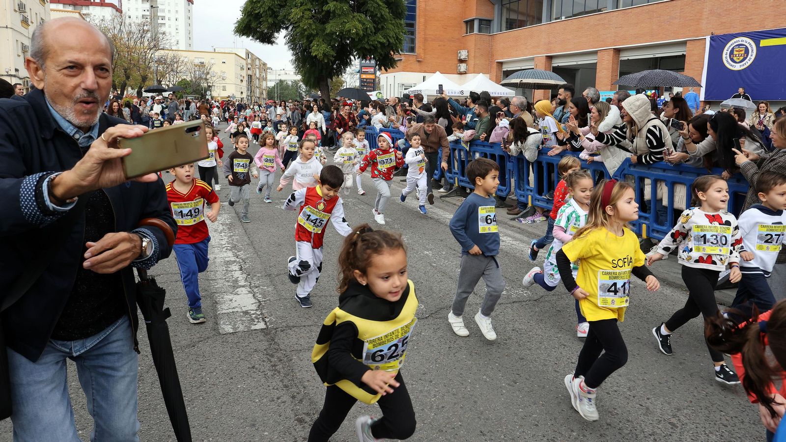Búscate en la 4ª carrera infantil benéfica Bomberos de Jerez 2024
