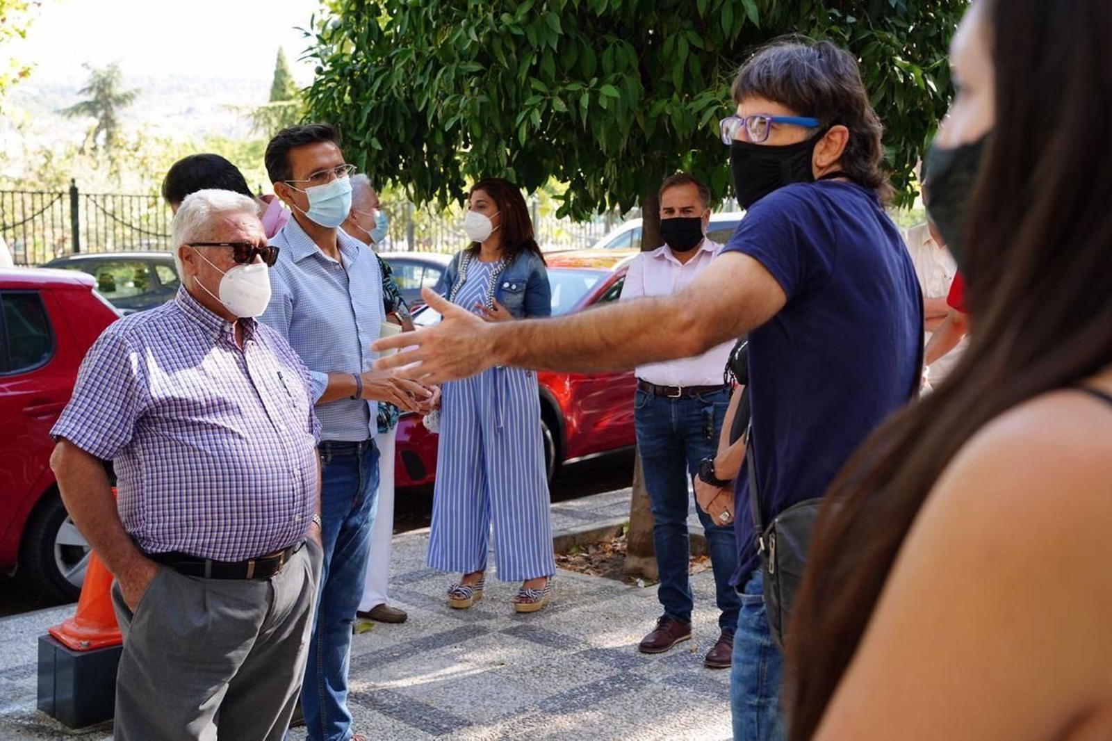 El PSOE denuncia que siga habiendo calles pintadas como zona azul tras la marcha atrás del bipartito