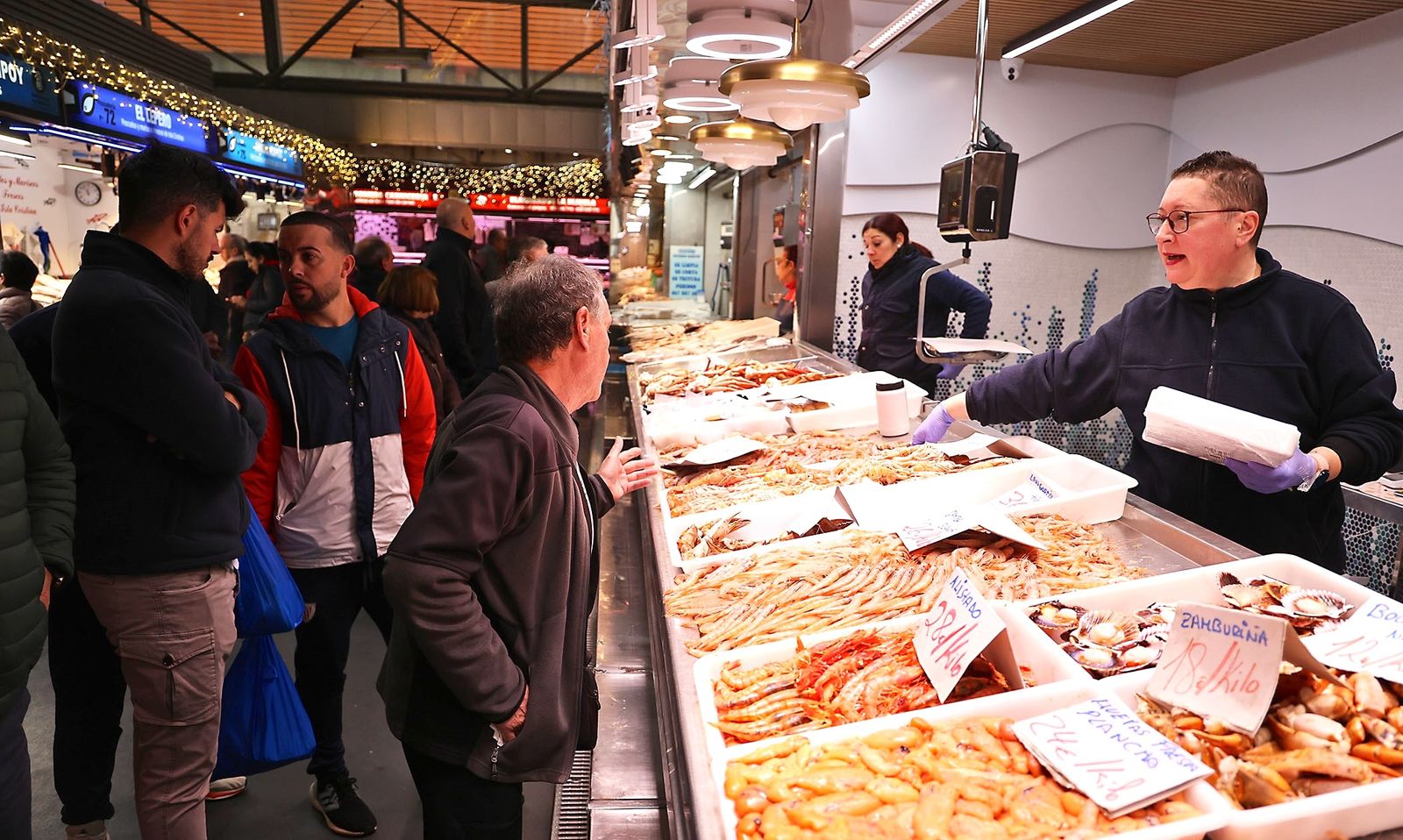 Los mejores ingredientes para cocinar este tradicional plato están en el Mercado del Carmen