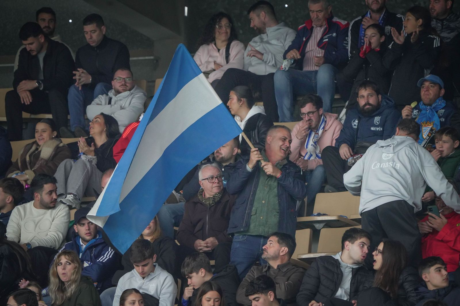 Búscate en el partido del Xerez CD - UD Melilla