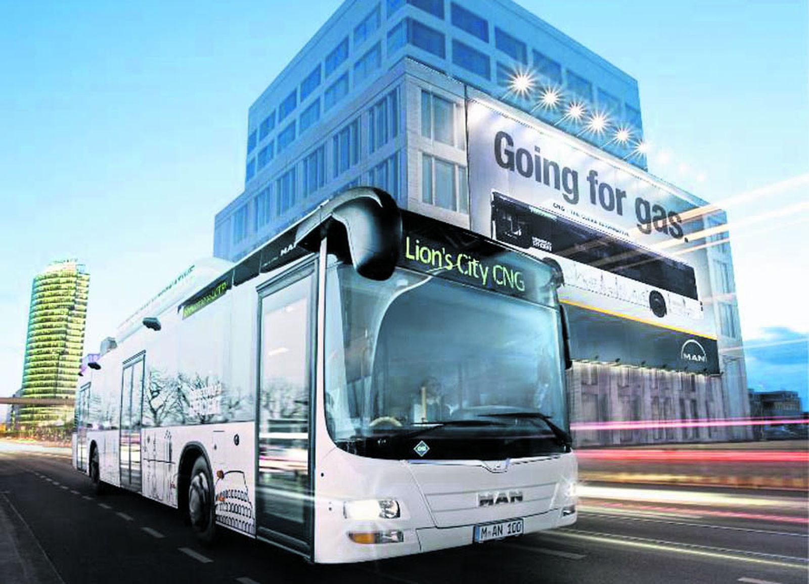 Los nuevos autobuses tienen  una longitud de doce metros, piso bajo completo de dos ejes y dos puertas.