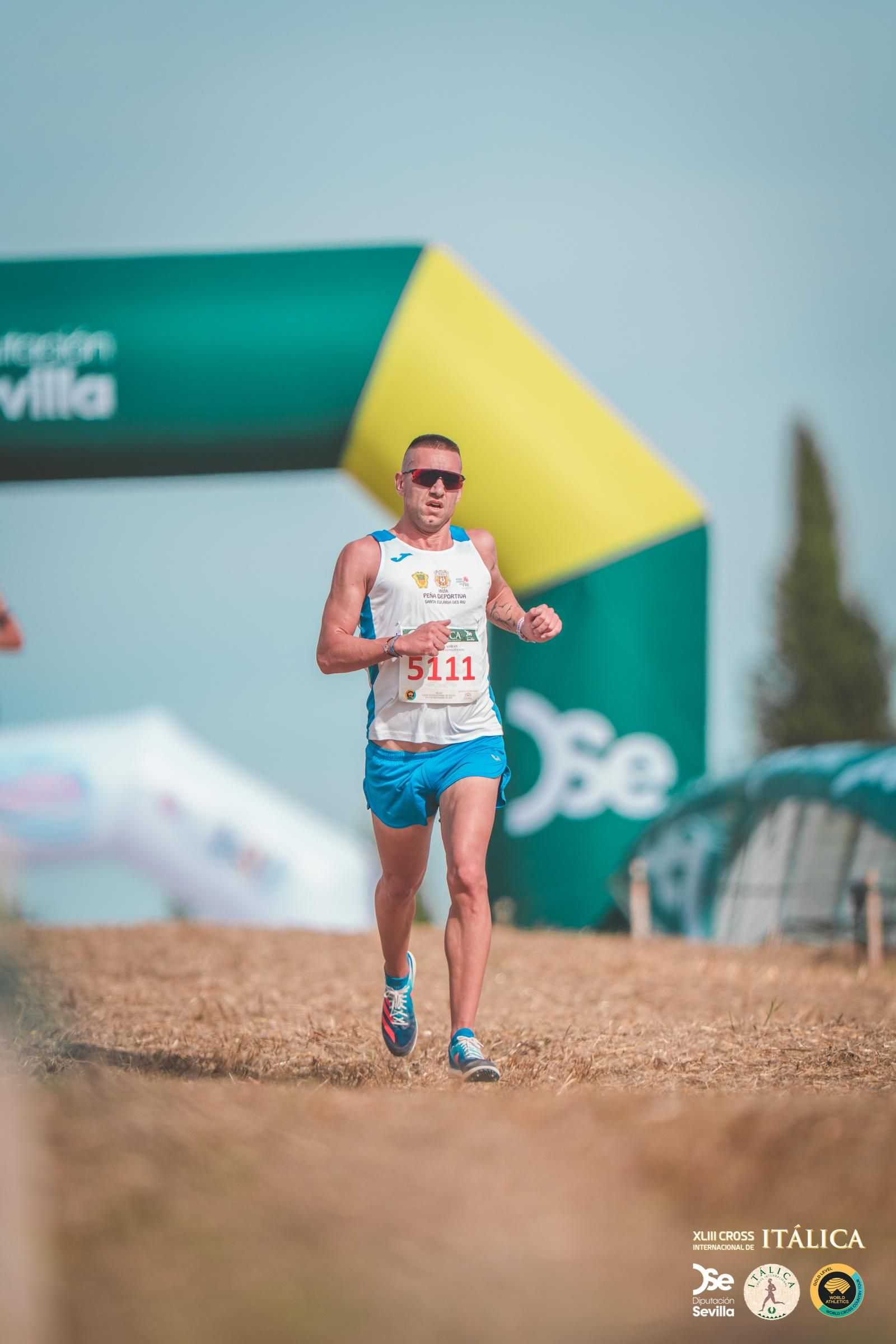 Búscate en las fotos del Cross de Itálica 2025 | 12