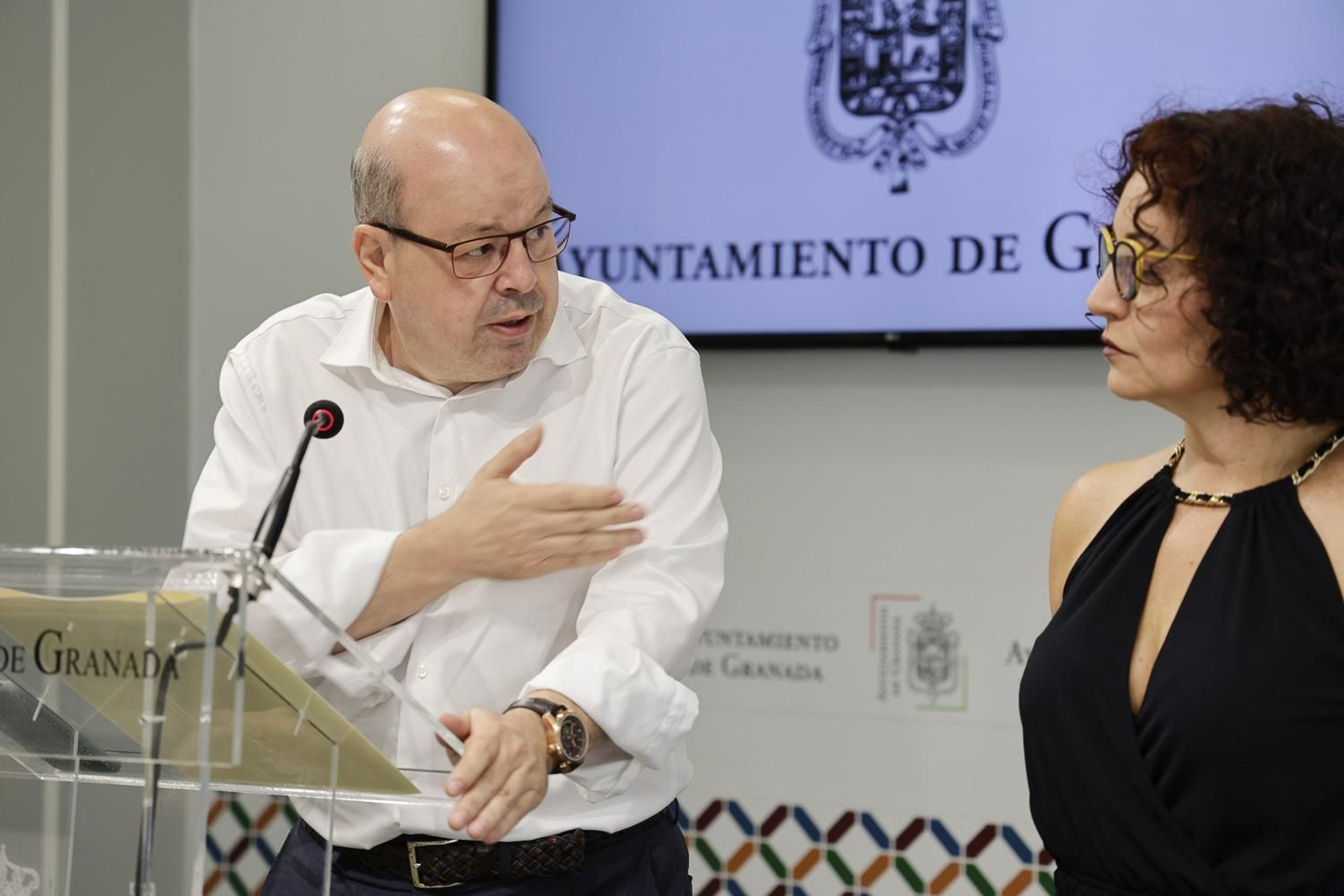 El concejal Francisco Herrera, durante la presentación de los proyectos