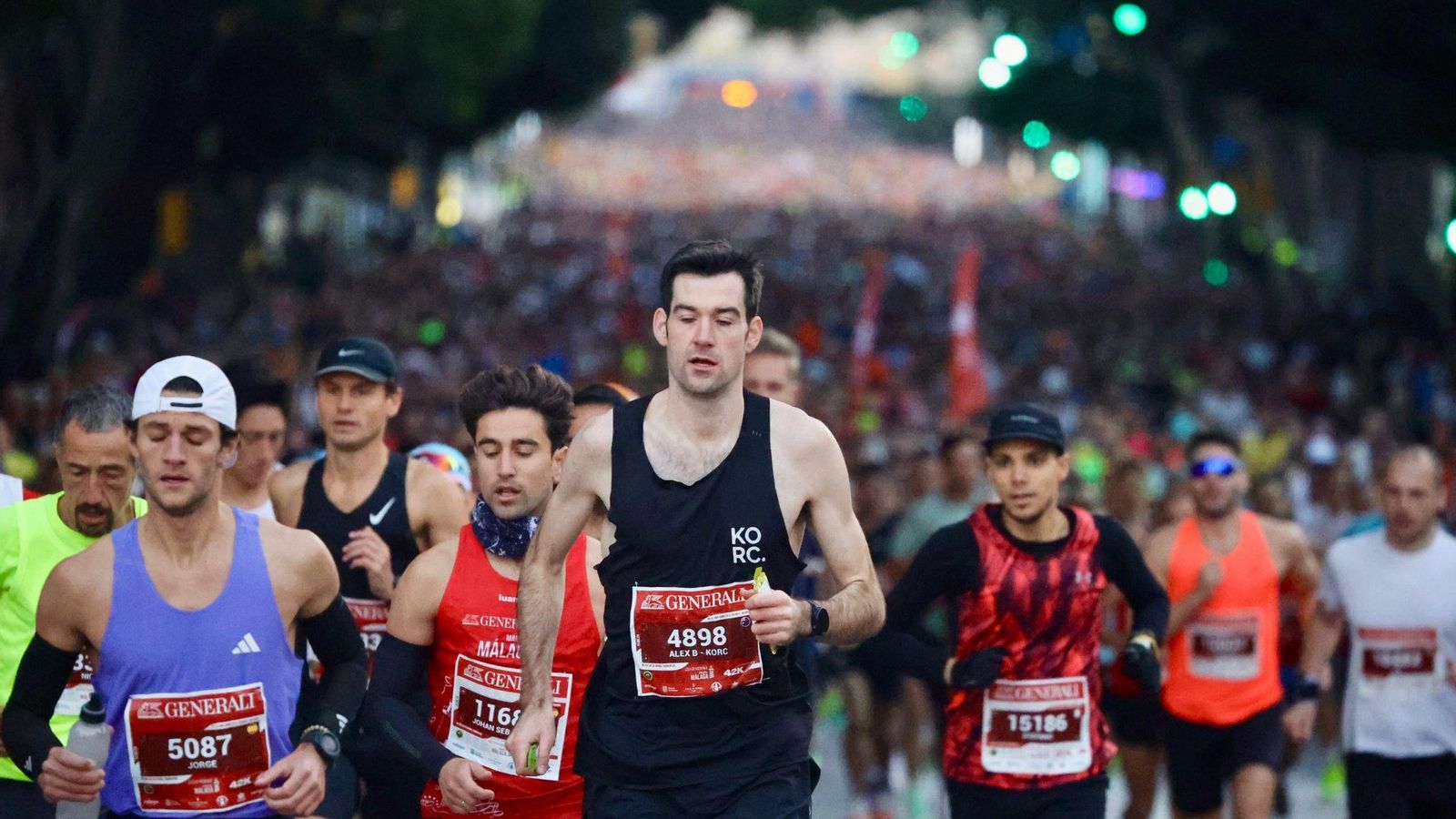 Las mejores fotos de la Maratón de Málaga 2024