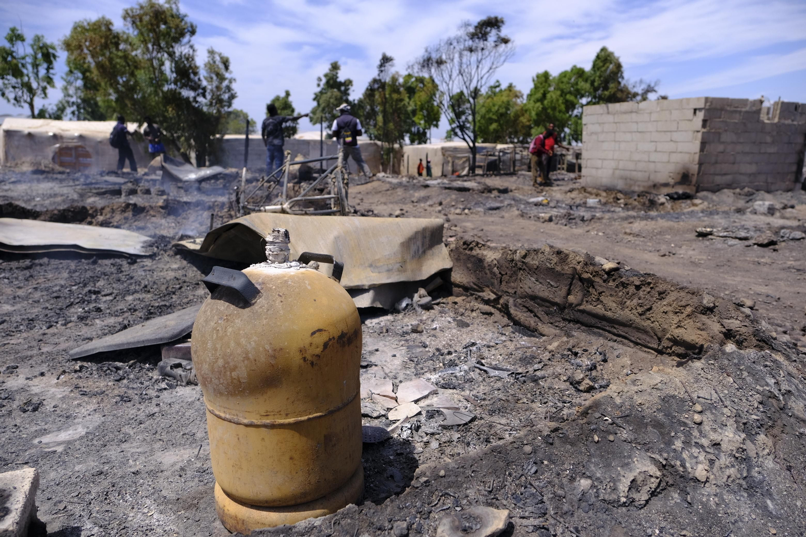 Fotogalería incendio asentamiento de chabolas en Atochares-Níjar (Almería)