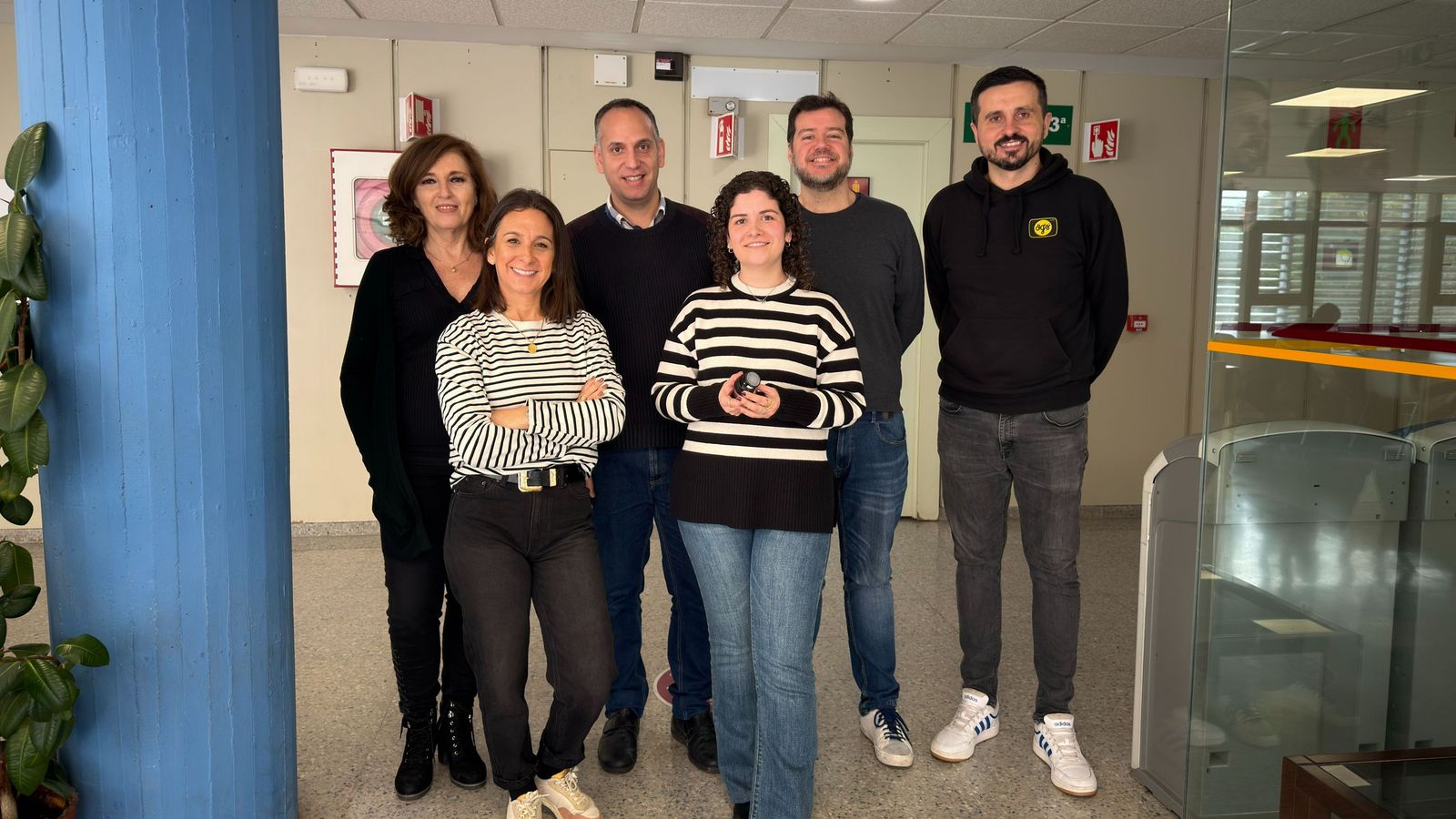 Equipo investigador formado por los grupos ‘Color y Calidad de Alimentos’ y ‘Análisis Aplicado’, ambos con sede en la Facultad de Farmacia de la Universidad de Sevilla.