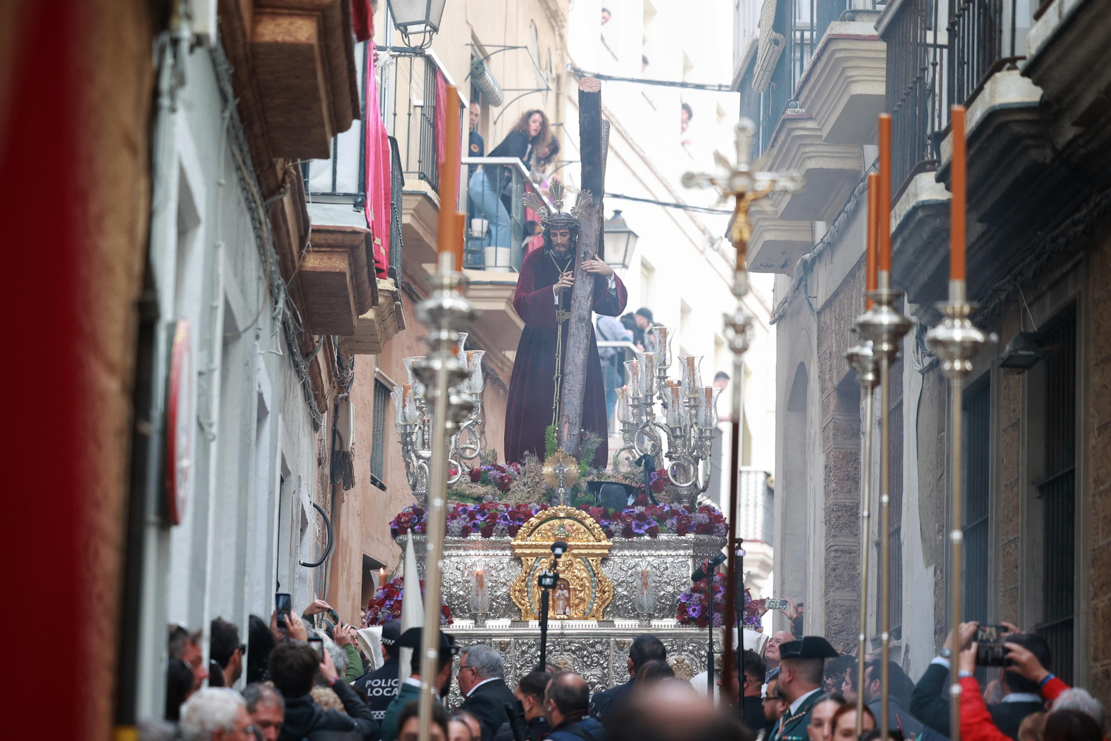 El Nazareno de la Obediencia por la cuesta de la Merced.