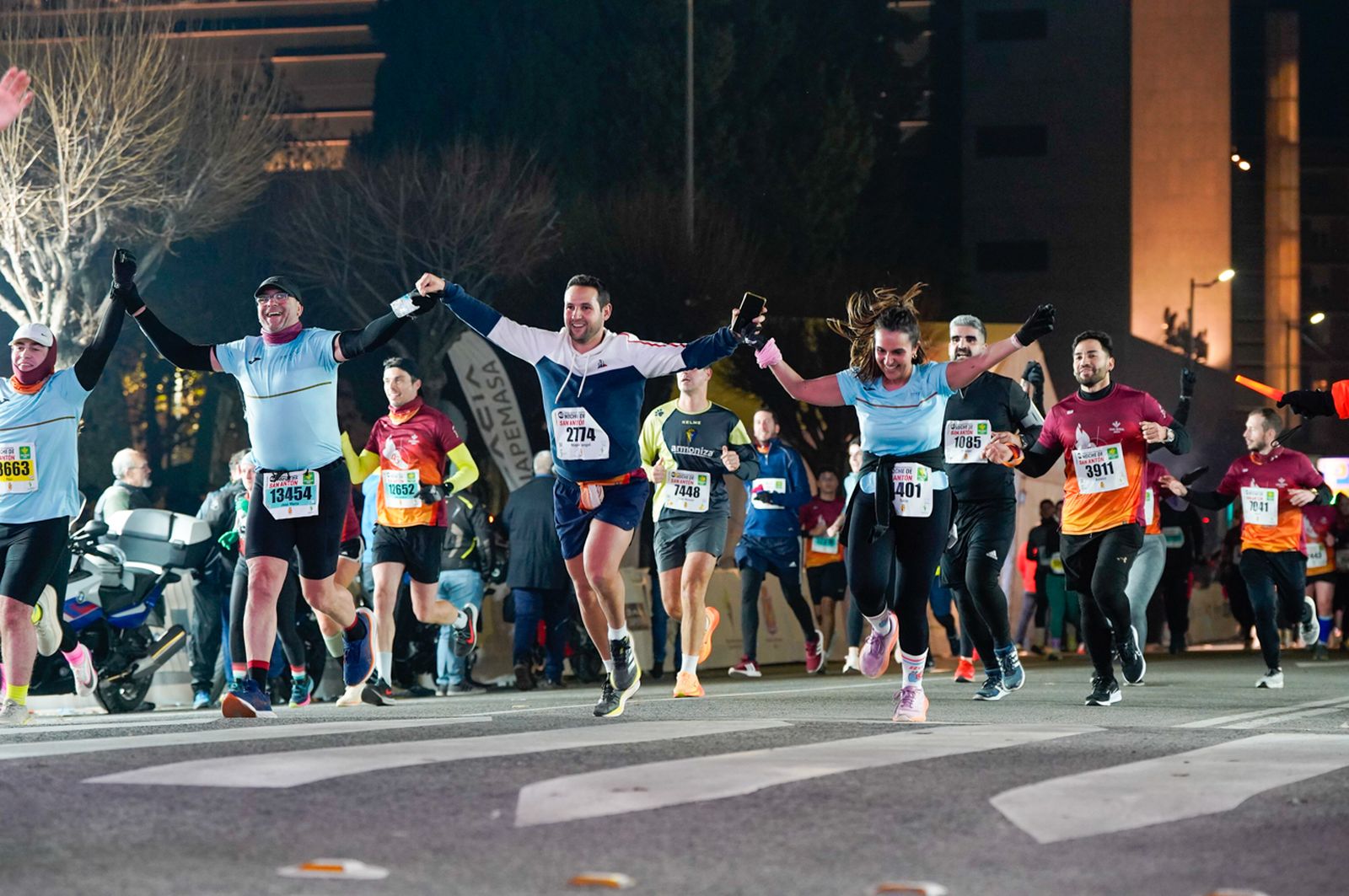 En imágenes: búscate en tu llegada a meta de la Carrera de San Antón 2026 (20)