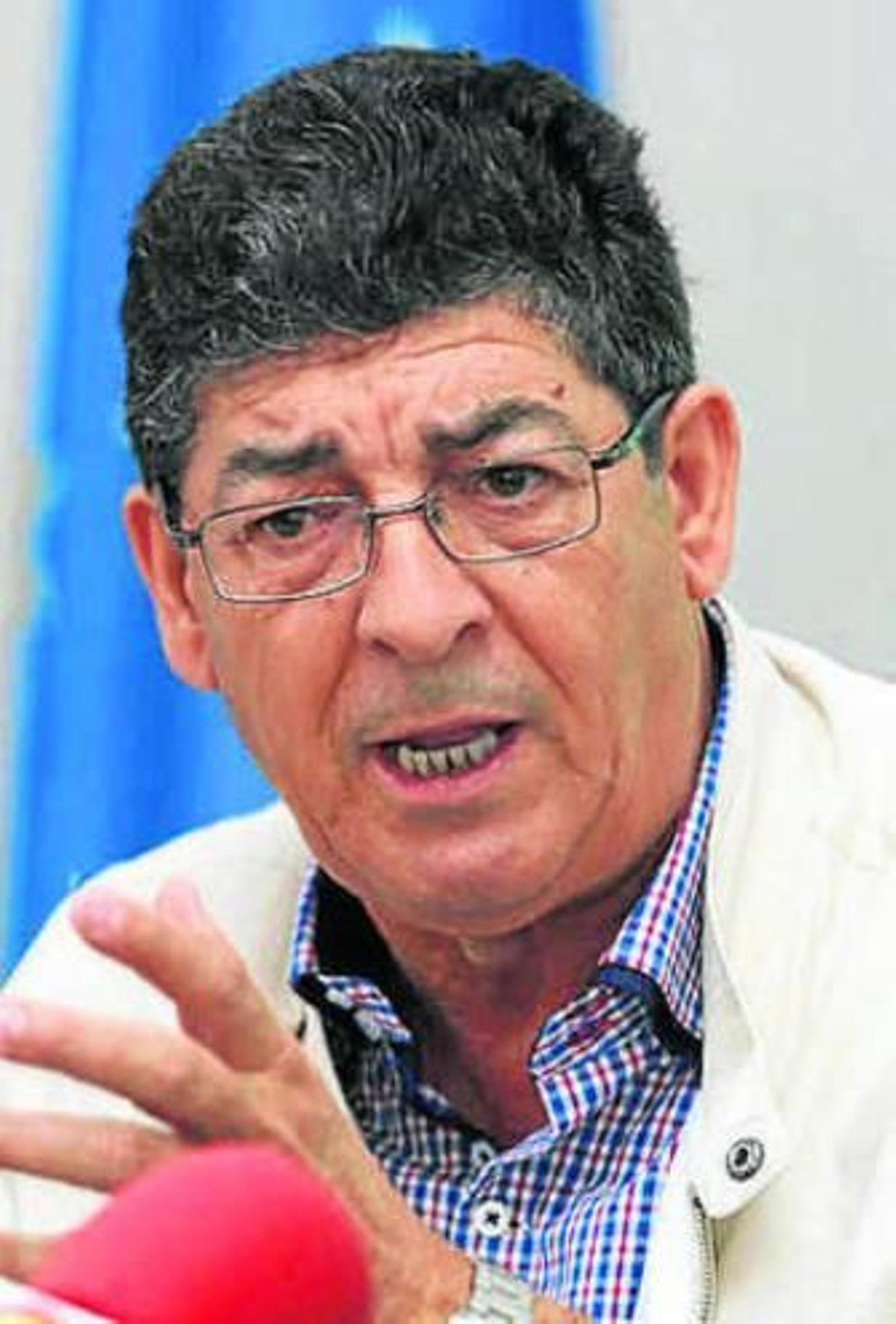 Diego Valderas (IU). Diego Valderas (IU).