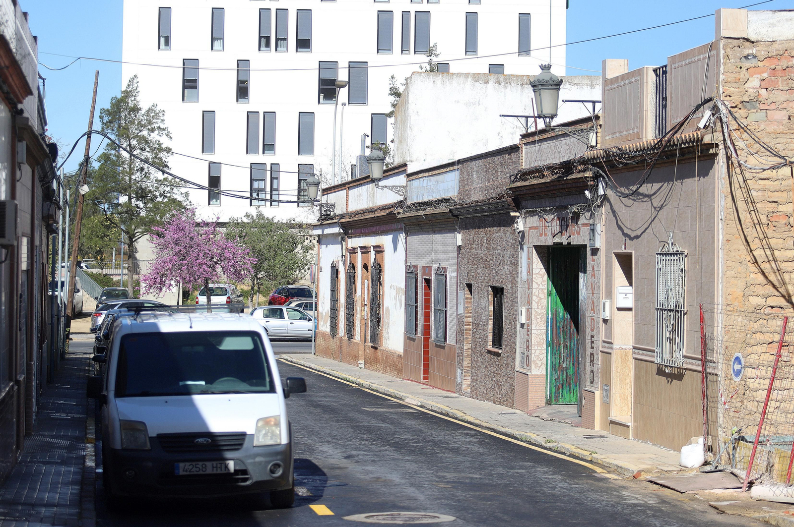 Barrio a Barrio: Imágenes de la Barriada de Los Dolores