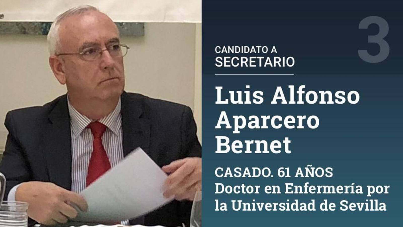 Es profesor de Enfermería en el Centro Universitario San Juan de Dios, asociado a la Hispalense. Fue hermano mayor de la Virgen de las Nieves.