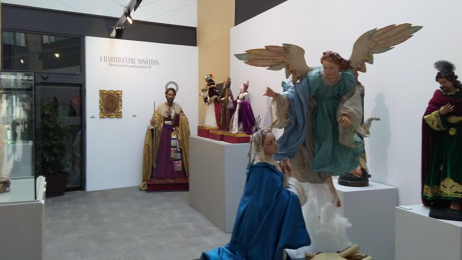 Imágenes que forman parte de la exposición que se encuentra abierta al público en el Museo.
