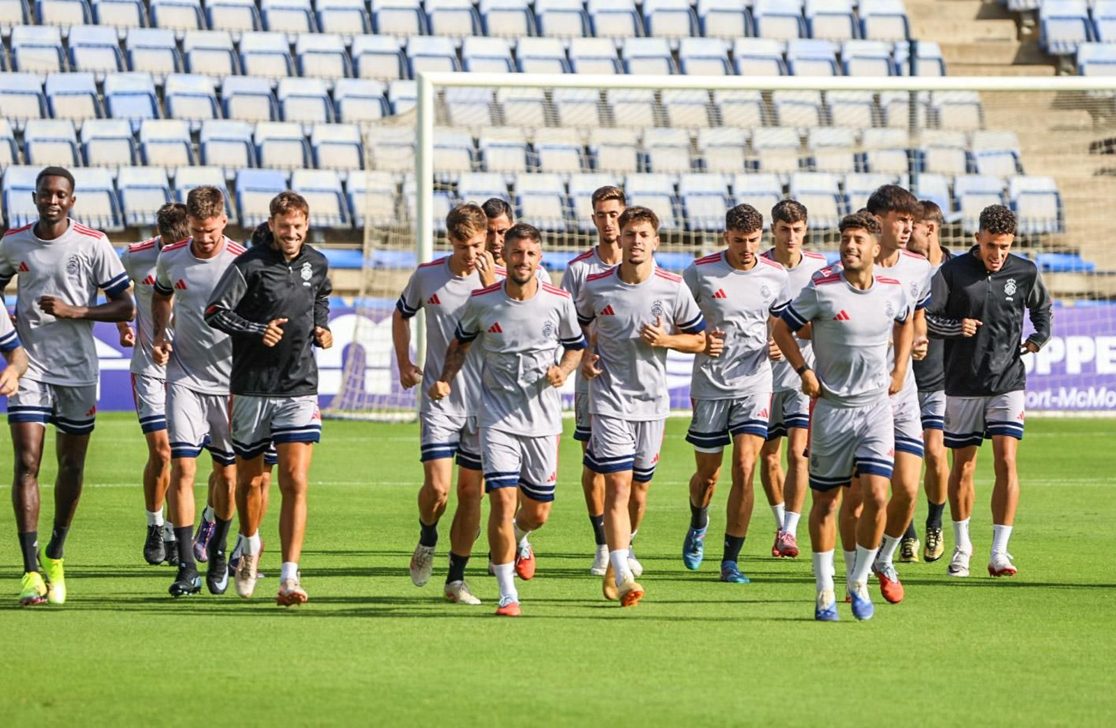 Imágenes del entrenamiento del Recreativo de Huelva en el estadio Nuevo Colombino