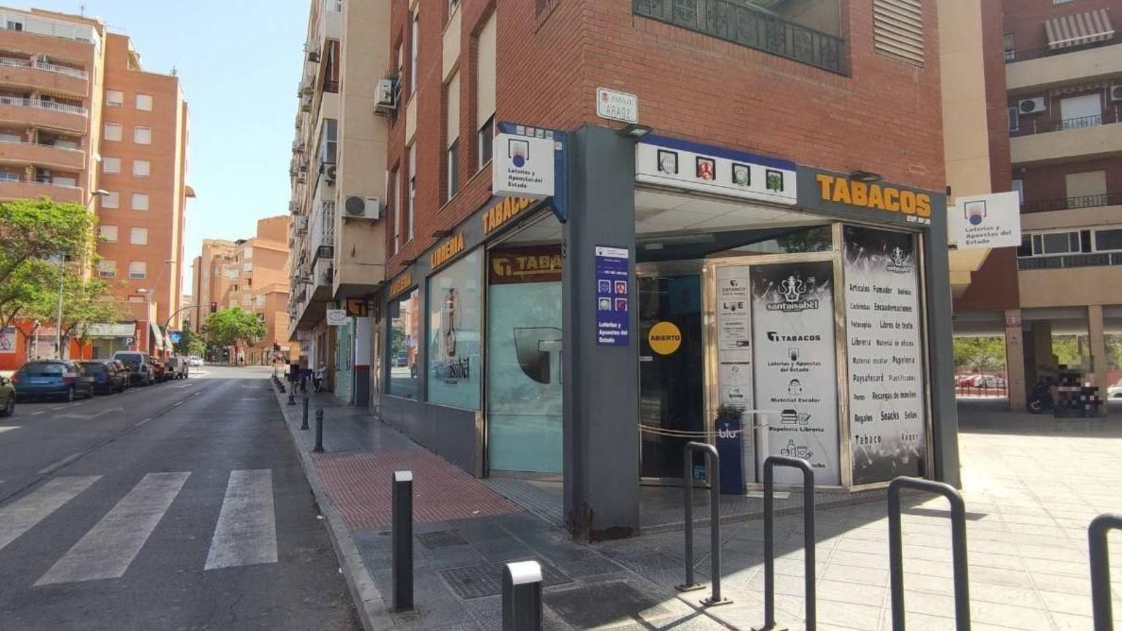 Estanco de la avenida Santa Isabel de Almería