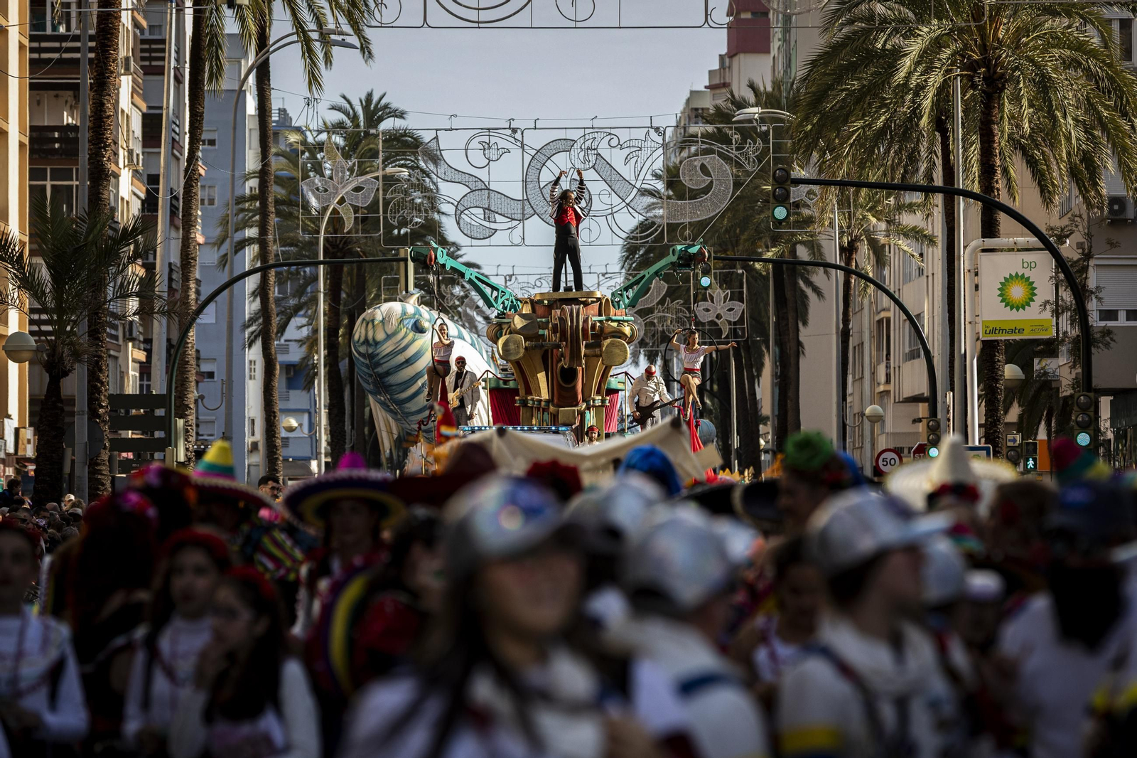 Búscate entre las mejores imágenes de la Cabalgata Magna