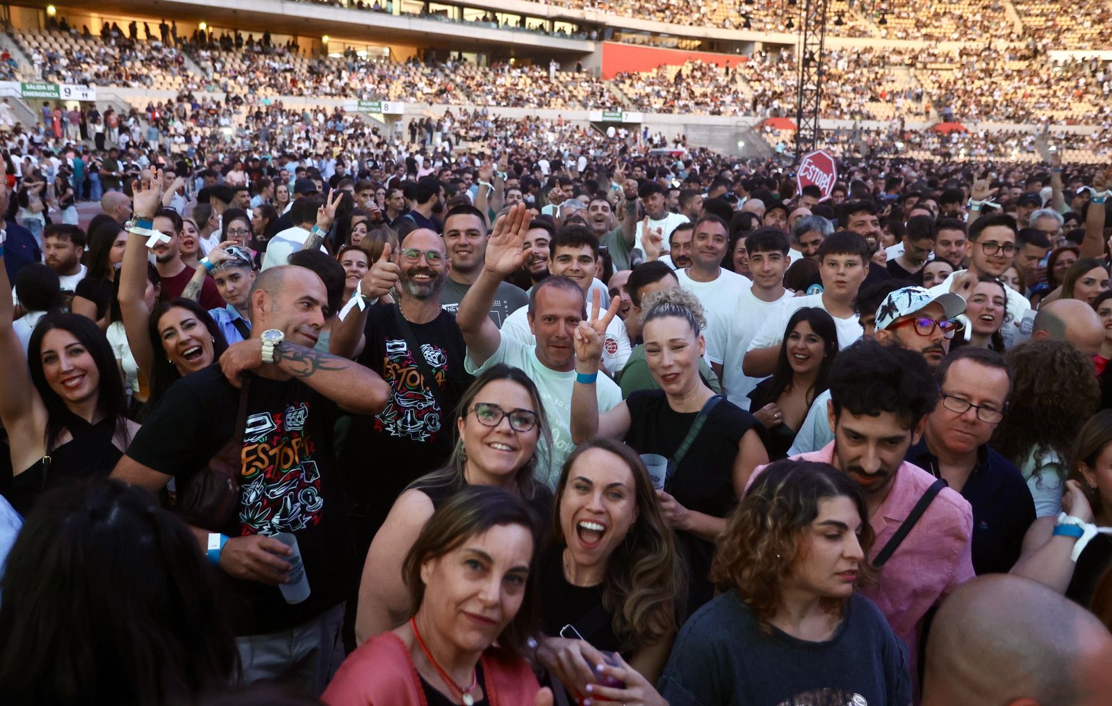 Búscate en el concierto de Estopa